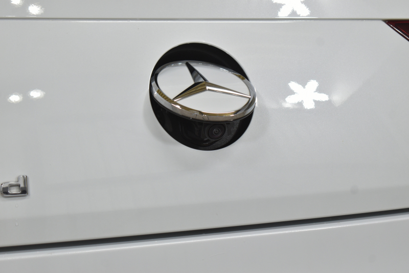 メルセデスベンツ CLAクラス CLA200d AMGﾗｲﾝ AMGﾚｻﾞｰｴｸｽｸﾙｰｼﾌﾞP ｱﾄﾞﾊﾞﾝｽﾄﾞP ﾅﾋﾞｹﾞｰｼｮﾝP ﾚｰﾀﾞｰｾｰﾌﾃｨP  ﾊﾟﾉﾗﾏｻﾝﾙｰﾌ 革 AMGｴｱﾛ18AW MBUXﾅﾋﾞTV HUD 360ｶﾒﾗ ｱﾄﾞﾊﾞﾝｽﾄﾞｻｳﾝﾄﾞ ﾃﾞｨｽﾄﾛ ﾌﾞﾗｲﾝﾄﾞS ﾚｰﾝｷｰﾌﾟ ﾌｯﾄﾄﾗﾝｸ ｷｰﾚｽｺﾞｰ 2年保証