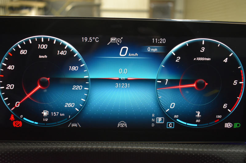 メルセデスベンツ CLAクラス CLA200d AMGﾗｲﾝ AMGﾚｻﾞｰｴｸｽｸﾙｰｼﾌﾞP ｱﾄﾞﾊﾞﾝｽﾄﾞP ﾅﾋﾞｹﾞｰｼｮﾝP ﾚｰﾀﾞｰｾｰﾌﾃｨP  ﾊﾟﾉﾗﾏｻﾝﾙｰﾌ 革 AMGｴｱﾛ18AW MBUXﾅﾋﾞTV HUD 360ｶﾒﾗ ｱﾄﾞﾊﾞﾝｽﾄﾞｻｳﾝﾄﾞ ﾃﾞｨｽﾄﾛ ﾌﾞﾗｲﾝﾄﾞS ﾚｰﾝｷｰﾌﾟ ﾌｯﾄﾄﾗﾝｸ ｷｰﾚｽｺﾞｰ 2年保証
