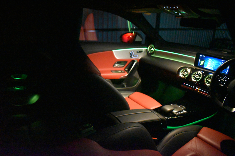 メルセデスベンツ CLAクラス CLA200d AMGﾗｲﾝ AMGﾚｻﾞｰｴｸｽｸﾙｰｼﾌﾞP ｱﾄﾞﾊﾞﾝｽﾄﾞP ﾅﾋﾞｹﾞｰｼｮﾝP ﾚｰﾀﾞｰｾｰﾌﾃｨP  ﾊﾟﾉﾗﾏｻﾝﾙｰﾌ 革 AMGｴｱﾛ18AW MBUXﾅﾋﾞTV HUD 360ｶﾒﾗ ｱﾄﾞﾊﾞﾝｽﾄﾞｻｳﾝﾄﾞ ﾃﾞｨｽﾄﾛ ﾌﾞﾗｲﾝﾄﾞS ﾚｰﾝｷｰﾌﾟ ﾌｯﾄﾄﾗﾝｸ ｷｰﾚｽｺﾞｰ 2年保証