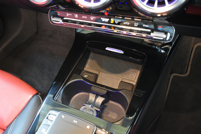 メルセデスベンツ CLAクラス CLA200d AMGﾗｲﾝ AMGﾚｻﾞｰｴｸｽｸﾙｰｼﾌﾞP ｱﾄﾞﾊﾞﾝｽﾄﾞP ﾅﾋﾞｹﾞｰｼｮﾝP ﾚｰﾀﾞｰｾｰﾌﾃｨP  ﾊﾟﾉﾗﾏｻﾝﾙｰﾌ 革 AMGｴｱﾛ18AW MBUXﾅﾋﾞTV HUD 360ｶﾒﾗ ｱﾄﾞﾊﾞﾝｽﾄﾞｻｳﾝﾄﾞ ﾃﾞｨｽﾄﾛ ﾌﾞﾗｲﾝﾄﾞS ﾚｰﾝｷｰﾌﾟ ﾌｯﾄﾄﾗﾝｸ ｷｰﾚｽｺﾞｰ 2年保証