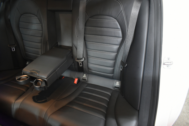 メルセデスベンツ Cクラス C220d ﾛｰﾚｳｽED ｽﾎﾟｰﾂﾌﾟﾗｽP ﾚｰﾀﾞｰｾｰﾌﾃｨP ﾚｻﾞｰｴｸｽｸﾙｰｼﾌﾞP 後期 革 ﾍｯﾄﾞｱｯﾌﾟD 液晶ﾒｰﾀｰ ﾌｯﾄﾄﾗﾝｸ ﾜｲﾔﾚｽﾁｬｰｼﾞ ｴｱｻｽ AMGｴｱﾛ18AW ﾃﾞｨｽﾄﾛﾆｯｸ ﾌﾞﾗｲﾝﾄﾞｽﾎﾟｯﾄ ﾚｰﾝｷｰﾌﾟ ﾅﾋﾞTV ﾊﾞｯｸｶﾒﾗ ｷｰﾚｽｺﾞｰ 2年保証