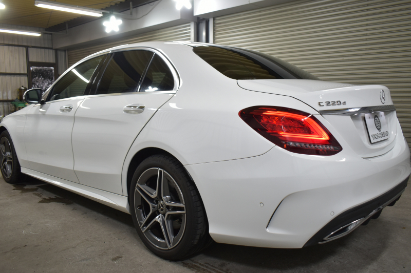 メルセデスベンツ Cクラス C220d ﾛｰﾚｳｽED ｽﾎﾟｰﾂﾌﾟﾗｽP ﾚｰﾀﾞｰｾｰﾌﾃｨP ﾚｻﾞｰｴｸｽｸﾙｰｼﾌﾞP 後期 革 ﾍｯﾄﾞｱｯﾌﾟD 液晶ﾒｰﾀｰ ﾌｯﾄﾄﾗﾝｸ ﾜｲﾔﾚｽﾁｬｰｼﾞ ｴｱｻｽ AMGｴｱﾛ18AW ﾃﾞｨｽﾄﾛﾆｯｸ ﾌﾞﾗｲﾝﾄﾞｽﾎﾟｯﾄ ﾚｰﾝｷｰﾌﾟ ﾅﾋﾞTV ﾊﾞｯｸｶﾒﾗ ｷｰﾚｽｺﾞｰ 2年保証