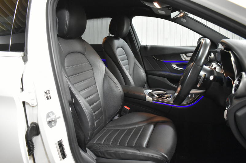 メルセデスベンツ Cクラス C220d ﾛｰﾚｳｽED ｽﾎﾟｰﾂﾌﾟﾗｽP ﾚｰﾀﾞｰｾｰﾌﾃｨP ﾚｻﾞｰｴｸｽｸﾙｰｼﾌﾞP 後期 革 ﾍｯﾄﾞｱｯﾌﾟD 液晶ﾒｰﾀｰ ﾌｯﾄﾄﾗﾝｸ ﾜｲﾔﾚｽﾁｬｰｼﾞ ｴｱｻｽ AMGｴｱﾛ18AW ﾃﾞｨｽﾄﾛﾆｯｸ ﾌﾞﾗｲﾝﾄﾞｽﾎﾟｯﾄ ﾚｰﾝｷｰﾌﾟ ﾅﾋﾞTV ﾊﾞｯｸｶﾒﾗ ｷｰﾚｽｺﾞｰ 2年保証