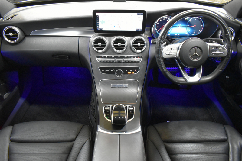 メルセデスベンツ Cクラス C220d ﾛｰﾚｳｽED ｽﾎﾟｰﾂﾌﾟﾗｽP ﾚｰﾀﾞｰｾｰﾌﾃｨP ﾚｻﾞｰｴｸｽｸﾙｰｼﾌﾞP 後期 革 ﾍｯﾄﾞｱｯﾌﾟD 液晶ﾒｰﾀｰ ﾌｯﾄﾄﾗﾝｸ ﾜｲﾔﾚｽﾁｬｰｼﾞ ｴｱｻｽ AMGｴｱﾛ18AW ﾃﾞｨｽﾄﾛﾆｯｸ ﾌﾞﾗｲﾝﾄﾞｽﾎﾟｯﾄ ﾚｰﾝｷｰﾌﾟ ﾅﾋﾞTV ﾊﾞｯｸｶﾒﾗ ｷｰﾚｽｺﾞｰ 2年保証