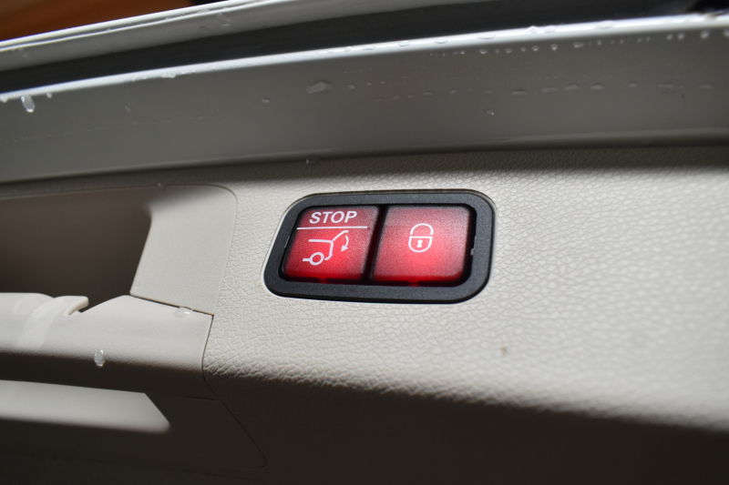 メルセデスベンツ Eクラス E450WG 4MATIC ｴｸｽｸﾙｰｼﾌﾞ ﾚｰﾀﾞｰｾｰﾌﾃｨP 中期 ﾊﾟﾉﾗﾏｻﾝﾙｰﾌ 革 ﾍﾞﾝﾁﾚｰﾀｰ ﾌﾞﾙﾒｽﾀｰｻｳﾝﾄﾞ ｴｱﾊﾞﾗﾝｽP ﾍｯﾄﾞｱｯﾌﾟD ﾌｯﾄﾄﾗﾝｸ ﾃﾞｨｽﾄﾛﾆｯｸ ﾌﾞﾗｲﾝﾄﾞｽﾎﾟｯﾄ ﾚｰﾝｷｰﾌﾟ ﾅﾋﾞTV 360ｶﾒﾗ ｷｰﾚｽｺﾞｰ 2年保証