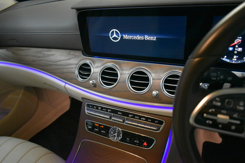 メルセデスベンツ Eクラス E450WG 4MATIC ｴｸｽｸﾙｰｼﾌﾞ ﾚｰﾀﾞｰｾｰﾌﾃｨP 中期 ﾊﾟﾉﾗﾏｻﾝﾙｰﾌ 革 ﾍﾞﾝﾁﾚｰﾀｰ ﾌﾞﾙﾒｽﾀｰｻｳﾝﾄﾞ ｴｱﾊﾞﾗﾝｽP ﾍｯﾄﾞｱｯﾌﾟD ﾌｯﾄﾄﾗﾝｸ ﾃﾞｨｽﾄﾛﾆｯｸ ﾌﾞﾗｲﾝﾄﾞｽﾎﾟｯﾄ ﾚｰﾝｷｰﾌﾟ ﾅﾋﾞTV 360ｶﾒﾗ ｷｰﾚｽｺﾞｰ 2年保証