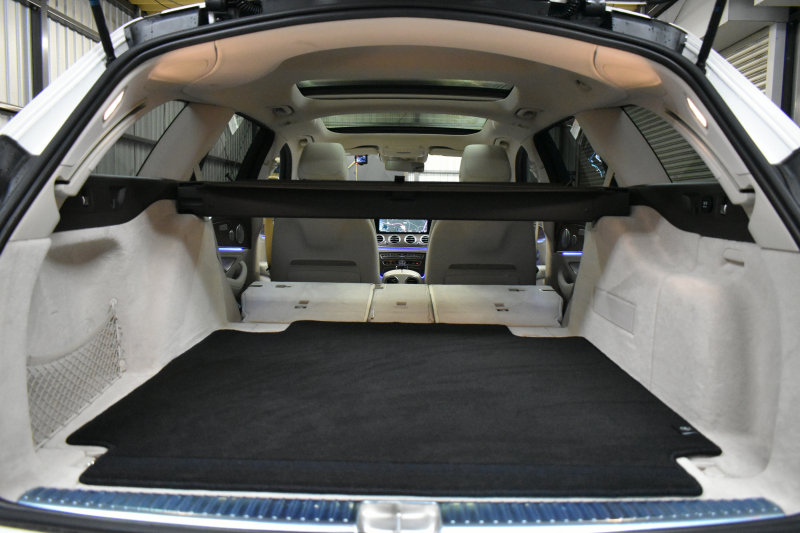 メルセデスベンツ Eクラス E450WG 4MATIC ｴｸｽｸﾙｰｼﾌﾞ ﾚｰﾀﾞｰｾｰﾌﾃｨP 中期 ﾊﾟﾉﾗﾏｻﾝﾙｰﾌ 革 ﾍﾞﾝﾁﾚｰﾀｰ ﾌﾞﾙﾒｽﾀｰｻｳﾝﾄﾞ ｴｱﾊﾞﾗﾝｽP ﾍｯﾄﾞｱｯﾌﾟD ﾌｯﾄﾄﾗﾝｸ ﾃﾞｨｽﾄﾛﾆｯｸ ﾌﾞﾗｲﾝﾄﾞｽﾎﾟｯﾄ ﾚｰﾝｷｰﾌﾟ ﾅﾋﾞTV 360ｶﾒﾗ ｷｰﾚｽｺﾞｰ 2年保証