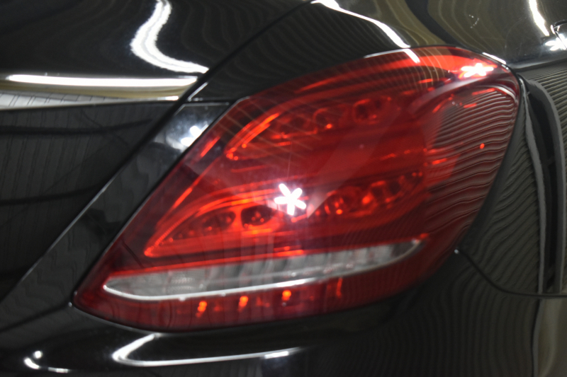 メルセデスベンツ Cクラス C180ﾛｰﾚｳｽED ﾚｰﾀﾞｰｾｰﾌﾃｨP AMGﾗｲﾝ 特別仕様車 1ｵｰﾅｰ 革 AMGｴｱﾛ18AW ﾃﾞｨｽﾄﾛﾆｯｸ ﾌﾞﾗｲﾝﾄﾞｽﾎﾟｯﾄ ﾚｰﾝｷｰﾌﾟ ﾊﾟｰｷﾝｸﾞﾊﾟｲﾛｯﾄ ﾊﾟｰｸﾄﾛﾆｯｸ ｷｰﾚｽｺﾞｰ ﾅﾋﾞTV Bｶﾒﾗ 2年保証