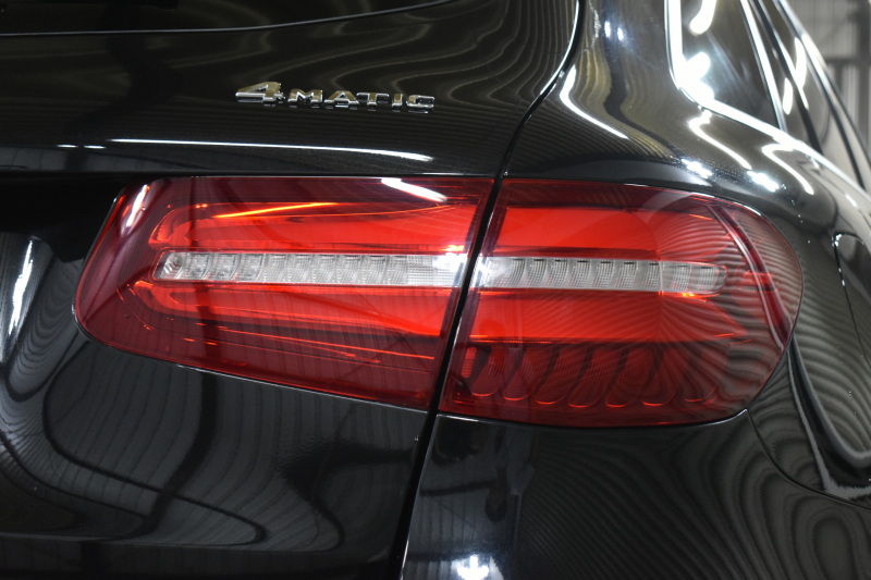 メルセデスベンツ GLC GLC250 4MATIC  ｽﾎﾟｰﾂ 本革仕様 ﾚｰﾀﾞｰｾｰﾌﾃｨP ﾊﾟﾉﾗﾏｻﾝﾙｰﾌ 革 ﾌﾞﾙﾒｽﾀｰｻｳﾝﾄﾞ AMGｴｱﾛ19AW  ｴｱﾊﾞﾗﾝｽP ﾌｯﾄｹﾞｰﾄ ﾃﾞｨｽﾄﾛ ﾌﾞﾗｲﾝﾄﾞS ﾚｰﾝｷｰﾌﾟ ﾅﾋﾞTV 360ｶﾒﾗ ｷｰﾚｽｺﾞｰ 2年保証