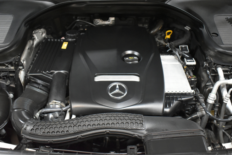 メルセデスベンツ GLC GLC250 4MATIC  ｽﾎﾟｰﾂ 本革仕様 ﾚｰﾀﾞｰｾｰﾌﾃｨP ﾊﾟﾉﾗﾏｻﾝﾙｰﾌ 革 ﾌﾞﾙﾒｽﾀｰｻｳﾝﾄﾞ AMGｴｱﾛ19AW  ｴｱﾊﾞﾗﾝｽP ﾌｯﾄｹﾞｰﾄ ﾃﾞｨｽﾄﾛ ﾌﾞﾗｲﾝﾄﾞS ﾚｰﾝｷｰﾌﾟ ﾅﾋﾞTV 360ｶﾒﾗ ｷｰﾚｽｺﾞｰ 2年保証