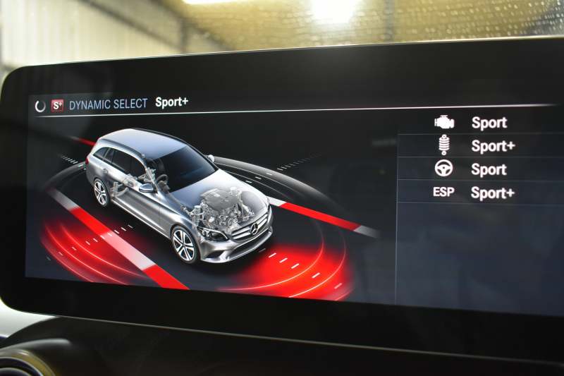 メルセデスベンツ Cクラス C200ﾜｺﾞﾝ ﾛｰﾚｳｽED ｽﾎﾟｰﾂﾌﾟﾗｽP ﾚｰﾀﾞｰｾｰﾌﾃｨP 後期 革 ﾍｯﾄﾞｱｯﾌﾟD 液晶ﾒｰﾀｰ ﾌｯﾄｹﾞｰﾄ ﾜｲﾔﾚｽﾁｬｰｼﾞ ｴｱｻｽ AMGｴｱﾛ18AW ﾃﾞｨｽﾄﾛﾆｯｸ ﾌﾞﾗｲﾝﾄﾞｽﾎﾟｯﾄ ﾚｰﾝｷｰﾌﾟ ﾅﾋﾞTV ﾊﾞｯｸｶﾒﾗ ｷｰﾚｽｺﾞｰ 2年保証