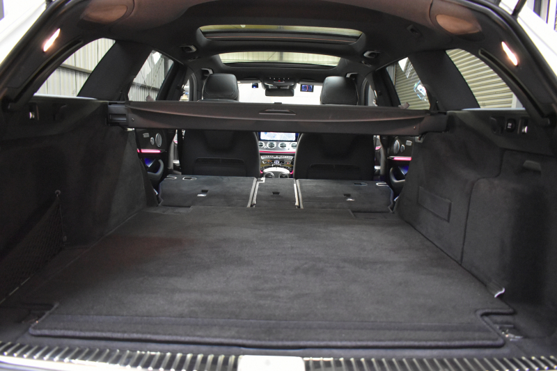 AMG Eクラス E53 4ﾏﾁｯｸ+ ﾜｺﾞﾝ ISG搭載 ｴｸｽｸﾙｰｼﾌﾞP ﾚｰﾀﾞｰｾｰﾌﾃｨP ﾊﾟﾉﾗﾏｻﾝﾙｰﾌ 全席ﾋｰﾀｰ黒革 ﾍﾞﾝﾁﾚｰﾀｰ ﾏｯｻｰｼﾞ ﾌﾞﾙﾒｽﾀｰS HUD ﾌｯﾄｹﾞｰﾄ ｴｱﾛ20AW ﾃﾞｨｽﾄﾛ ﾌﾞﾗｲﾝﾄﾞS ﾚｰﾝｷｰﾌﾟ ﾅﾋﾞTV 360ｶﾒﾗ 2年保証