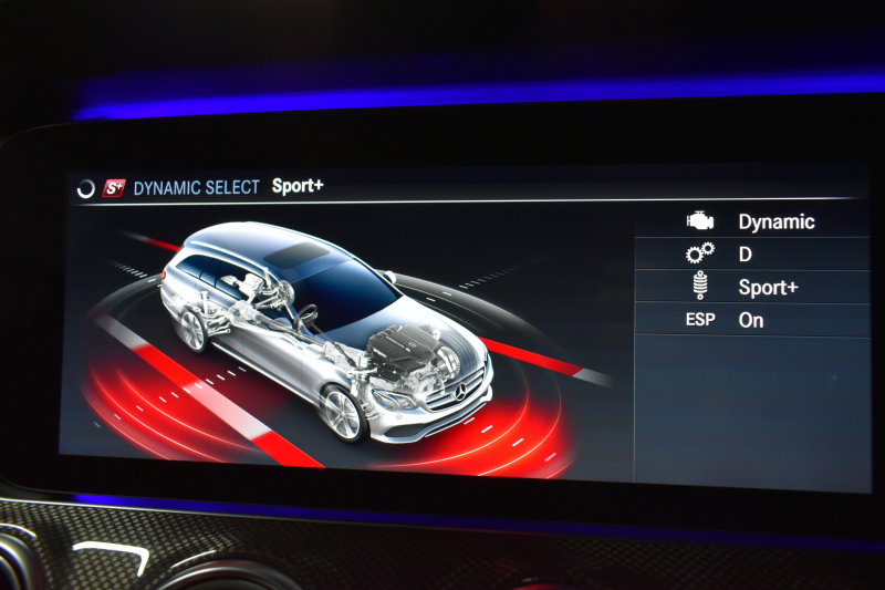 AMG Eクラス E53 4ﾏﾁｯｸ+ ﾜｺﾞﾝ ISG搭載 ｴｸｽｸﾙｰｼﾌﾞP ﾚｰﾀﾞｰｾｰﾌﾃｨP ﾊﾟﾉﾗﾏｻﾝﾙｰﾌ 全席ﾋｰﾀｰ黒革 ﾍﾞﾝﾁﾚｰﾀｰ ﾏｯｻｰｼﾞ ﾌﾞﾙﾒｽﾀｰS HUD ﾌｯﾄｹﾞｰﾄ ｴｱﾛ20AW ﾃﾞｨｽﾄﾛ ﾌﾞﾗｲﾝﾄﾞS ﾚｰﾝｷｰﾌﾟ ﾅﾋﾞTV 360ｶﾒﾗ 2年保証