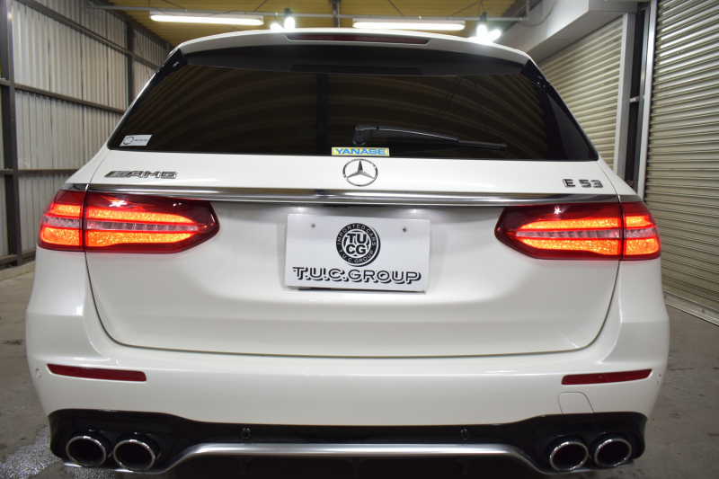 AMG Eクラス E53 4ﾏﾁｯｸ+ ﾜｺﾞﾝ ISG搭載 ｴｸｽｸﾙｰｼﾌﾞP ﾚｰﾀﾞｰｾｰﾌﾃｨP ﾊﾟﾉﾗﾏｻﾝﾙｰﾌ 全席ﾋｰﾀｰ黒革 ﾍﾞﾝﾁﾚｰﾀｰ ﾏｯｻｰｼﾞ ﾌﾞﾙﾒｽﾀｰS HUD ﾌｯﾄｹﾞｰﾄ ｴｱﾛ20AW ﾃﾞｨｽﾄﾛ ﾌﾞﾗｲﾝﾄﾞS ﾚｰﾝｷｰﾌﾟ ﾅﾋﾞTV 360ｶﾒﾗ 2年保証