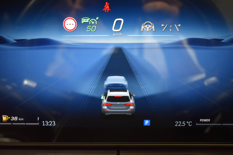 メルセデスベンツ Cクラス C220dﾜｺﾞﾝ AVG ISG搭載ﾓﾃﾞﾙ AMGﾗｲﾝP ﾚｻﾞｰｴｸｽｸﾙｰｼﾌﾞP ﾍﾞｰｼｯｸP ﾚｰﾀﾞｰｾｰﾌﾃｨP ﾊﾟﾉﾗﾏｻﾝﾙｰﾌ 革 MBUXARﾅﾋﾞTV HUD AMGｴｱﾛ18AW ﾃﾞｨｽﾄﾛﾆｯｸ ﾌﾞﾗｲﾝﾄﾞS 360ｶﾒﾗ ｵｰﾄﾃｰﾙｹﾞｰﾄ 2年保証