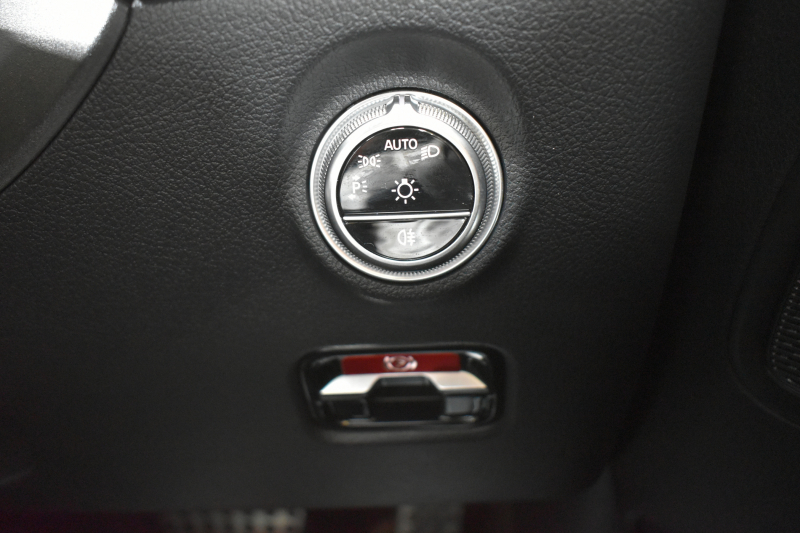 メルセデスベンツ Cクラス C220dﾜｺﾞﾝ AVG ISG搭載ﾓﾃﾞﾙ AMGﾗｲﾝP ﾚｻﾞｰｴｸｽｸﾙｰｼﾌﾞP ﾍﾞｰｼｯｸP ﾚｰﾀﾞｰｾｰﾌﾃｨP ﾊﾟﾉﾗﾏｻﾝﾙｰﾌ 革 MBUXARﾅﾋﾞTV HUD AMGｴｱﾛ18AW ﾃﾞｨｽﾄﾛﾆｯｸ ﾌﾞﾗｲﾝﾄﾞS 360ｶﾒﾗ ｵｰﾄﾃｰﾙｹﾞｰﾄ 2年保証