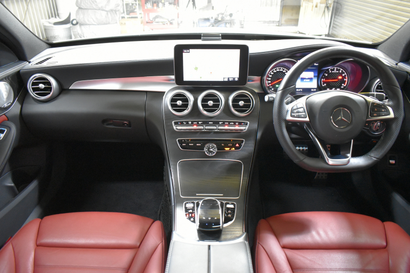 AMG Cクラス C43 4M ｴｸｽｸﾙｰｼﾌﾞP ﾚｰﾀﾞｰｾｰﾌﾃｨP ﾊﾟﾉﾗﾏｻﾝﾙｰﾌ 革 ﾌﾞﾙﾒｽﾀｰｻｳﾝﾄﾞ ﾌｯﾄﾄﾗﾝｸ ｴｱﾊﾞﾗﾝｽP ｴｱﾛ19AW ﾃﾞｨｽﾄﾛﾆｯｸ ﾌﾞﾗｲﾝﾄﾞｽﾎﾟｯﾄ ﾚｰﾝｷｰﾌﾟ ﾅﾋﾞTV ﾊﾞｯｸｶﾒﾗ ｷｰﾚｽｺﾞｰ 2年保証