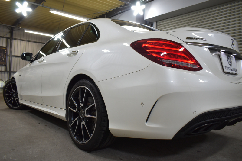AMG Cクラス C43 4M ｴｸｽｸﾙｰｼﾌﾞP ﾚｰﾀﾞｰｾｰﾌﾃｨP ﾊﾟﾉﾗﾏｻﾝﾙｰﾌ 革 ﾌﾞﾙﾒｽﾀｰｻｳﾝﾄﾞ ﾌｯﾄﾄﾗﾝｸ ｴｱﾊﾞﾗﾝｽP ｴｱﾛ19AW ﾃﾞｨｽﾄﾛﾆｯｸ ﾌﾞﾗｲﾝﾄﾞｽﾎﾟｯﾄ ﾚｰﾝｷｰﾌﾟ ﾅﾋﾞTV ﾊﾞｯｸｶﾒﾗ ｷｰﾚｽｺﾞｰ 2年保証