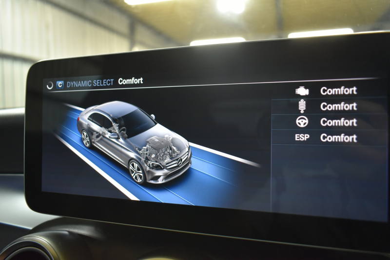 メルセデスベンツ Cクラス C200 AVG AMGﾗｲﾝ ﾚｻﾞｰｴｸｽｸﾙｰｼﾌﾞP ﾚｰﾀﾞｰｾｰﾌﾃｨP 後期 ﾊﾟﾉﾗﾏｻﾝﾙｰﾌ 革 ﾌﾞﾙﾒｽﾀｰS HUD ｴｱﾊﾞﾗﾝｽP 液晶ﾒｰﾀｰ ﾌｯﾄﾄﾗﾝｸ AMGｴｱﾛ18AW ﾃﾞｨｽﾄﾛ ﾌﾞﾗｲﾝﾄﾞS ﾚｰﾝｷｰﾌﾟ ﾅﾋﾞTV Bｶﾒﾗ ｷｰﾚｽｺﾞｰ 2年保証