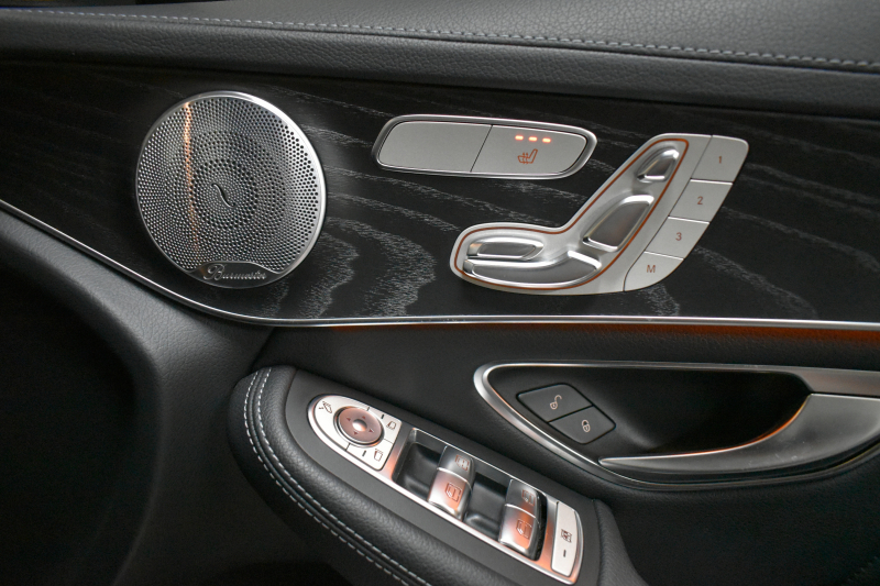 AMG GLC GLC43 4MATIC ﾚｻﾞｰｴｸｽｸﾙｰｼﾌﾞP ﾚｰﾀﾞｰｾｰﾌﾃｨP ﾊﾟﾉﾗﾏｻﾝﾙｰﾌ 革 ﾌﾞﾙﾒｽﾀｰｻｳﾝﾄﾞ ｴｱﾛ20AW ｻｲﾄﾞﾗﾝﾆﾝｸﾞﾎﾞｰﾄﾞ ﾍｯﾄﾞｱｯﾌﾟD ｴｱﾊﾞﾗﾝｽP ﾌｯﾄｹﾞｰﾄ ﾃﾞｨｽﾄﾛ ﾌﾞﾗｲﾝﾄﾞS ﾚｰﾝｷｰﾌﾟ ﾅﾋﾞTV 360ｶﾒﾗ ｷｰﾚｽｺﾞｰ 2年保証