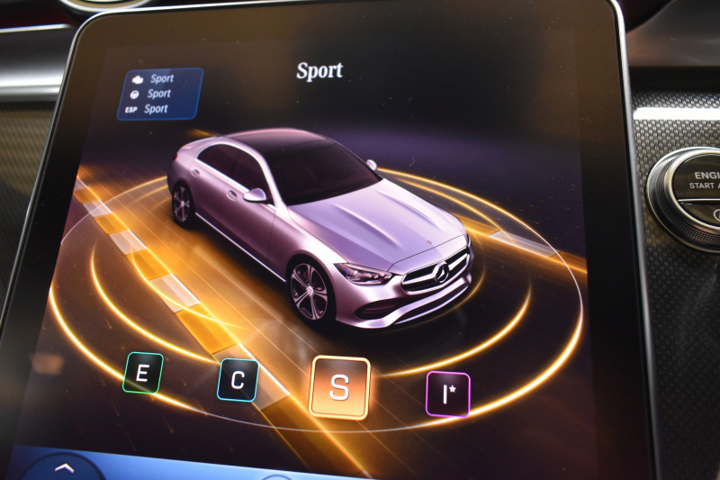メルセデスベンツ Cクラス C220d AVG AMGﾗｲﾝ ﾚｻﾞｰｴｸｽｸﾙｰｼﾌﾞ ﾍﾞｰｼｯｸP ﾚｰﾀﾞｰｾｰﾌﾃｨP  ISG搭載 1ｵｰﾅｰ ﾘｱｱｸｽﾙｽﾃｱ ﾋｰﾀｰ黒革 ACC BSM Lﾁｪﾝｼﾞ AMGｴｱﾛ18AW 電動ｹﾞｰﾄ ﾍｯﾄﾞｱｯﾌﾟD ｷｰGO MBUXﾅﾋﾞ360ｶﾒﾗ 2年保証