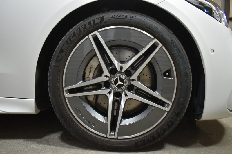 メルセデスベンツ Cクラス C220d AVG AMGﾗｲﾝ ﾚｻﾞｰｴｸｽｸﾙｰｼﾌﾞ ﾍﾞｰｼｯｸP ﾚｰﾀﾞｰｾｰﾌﾃｨP  ISG搭載 1ｵｰﾅｰ ﾘｱｱｸｽﾙｽﾃｱ ﾋｰﾀｰ黒革 ACC BSM Lﾁｪﾝｼﾞ AMGｴｱﾛ18AW 電動ｹﾞｰﾄ ﾍｯﾄﾞｱｯﾌﾟD ｷｰGO MBUXﾅﾋﾞ360ｶﾒﾗ 2年保証