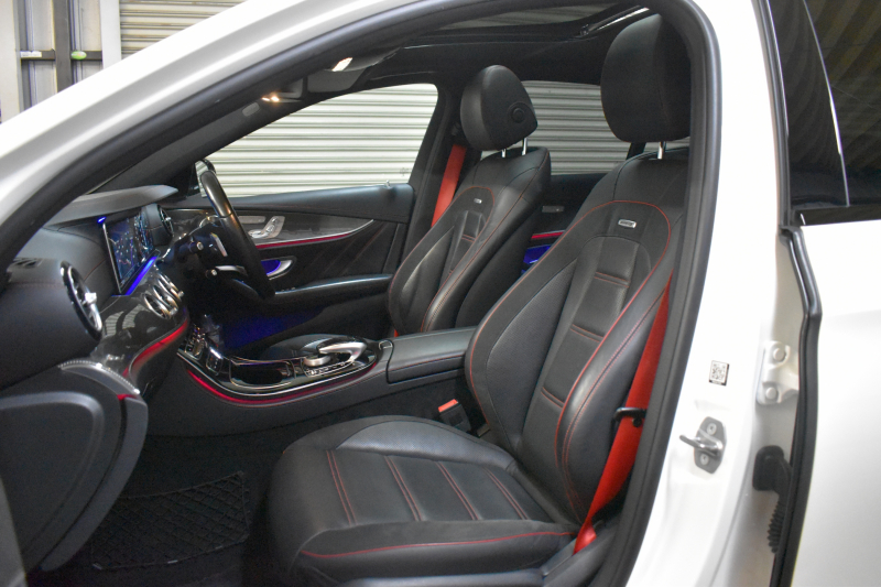 AMG Eクラス ﾒﾙｾﾃﾞｽAMG E43 4M EXCP ﾚｰﾀﾞｰSP V6ﾂｲﾝﾀｰﾎﾞ 401馬力 ﾊﾟﾉﾗﾏSR ﾄﾞﾗｲﾋﾞﾝｸﾞﾀﾞｲﾅﾐｯｸｼｰﾄ 全席ﾋｰﾀｰ黒革 ﾍﾞﾝﾁﾚｰｼｮﾝ ﾃﾞｨｽﾄﾛﾆｯｸ Bｽﾎﾟｯﾄ AMGｴｱﾛ20AW 地ﾃﾞｼﾞ ﾌﾞﾙﾒｽﾀｰS 360ｶﾒﾗ 2年保証