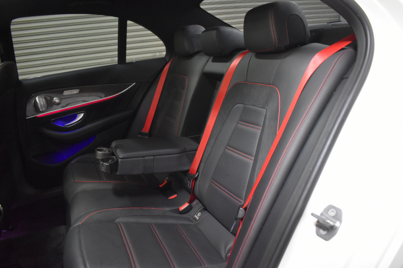 AMG Eクラス ﾒﾙｾﾃﾞｽAMG E43 4M EXCP ﾚｰﾀﾞｰSP V6ﾂｲﾝﾀｰﾎﾞ 401馬力 ﾊﾟﾉﾗﾏSR ﾄﾞﾗｲﾋﾞﾝｸﾞﾀﾞｲﾅﾐｯｸｼｰﾄ 全席ﾋｰﾀｰ黒革 ﾍﾞﾝﾁﾚｰｼｮﾝ ﾃﾞｨｽﾄﾛﾆｯｸ Bｽﾎﾟｯﾄ AMGｴｱﾛ20AW 地ﾃﾞｼﾞ ﾌﾞﾙﾒｽﾀｰS 360ｶﾒﾗ 2年保証