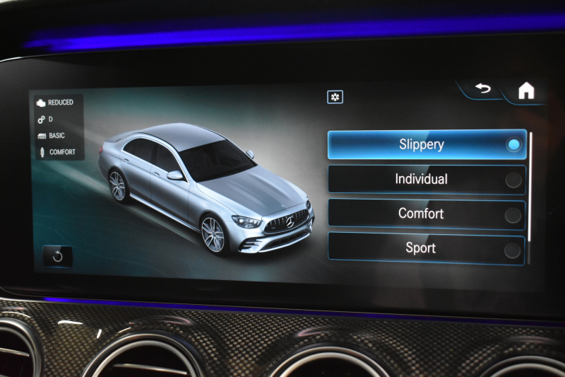AMG Eクラス E53 4ﾏﾁｯｸ+ ｴｸｽｸﾙｰｼﾌﾞ ﾚｰﾀﾞｰｾｰﾌﾃｨP 後期型 3.0ﾘｯﾀｰ/435馬力 4WD ﾊﾟﾉﾗﾏｻﾝﾙｰﾌ ﾋｰﾀｰｸｰﾗｰ黒革 ﾃﾞｨｽﾄﾛ BSM Lﾁｪﾝｼﾞ AMGｴｱﾛ20AW ｷｰﾚｽGO PTS ﾌﾞﾙﾒｽﾀｰ HUD 電動ﾄﾗﾝｸ LEDﾍｯﾄﾞﾗｲﾄ 地ﾃﾞｼﾞﾅﾋﾞ 360ｶﾒﾗ 2年保証