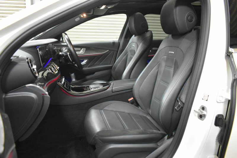 AMG Eクラス E53 4ﾏﾁｯｸ+ ｴｸｽｸﾙｰｼﾌﾞ ﾚｰﾀﾞｰｾｰﾌﾃｨP 後期型 3.0ﾘｯﾀｰ/435馬力 4WD ﾊﾟﾉﾗﾏｻﾝﾙｰﾌ ﾋｰﾀｰｸｰﾗｰ黒革 ﾃﾞｨｽﾄﾛ BSM Lﾁｪﾝｼﾞ AMGｴｱﾛ20AW ｷｰﾚｽGO PTS ﾌﾞﾙﾒｽﾀｰ HUD 電動ﾄﾗﾝｸ LEDﾍｯﾄﾞﾗｲﾄ 地ﾃﾞｼﾞﾅﾋﾞ 360ｶﾒﾗ 2年保証