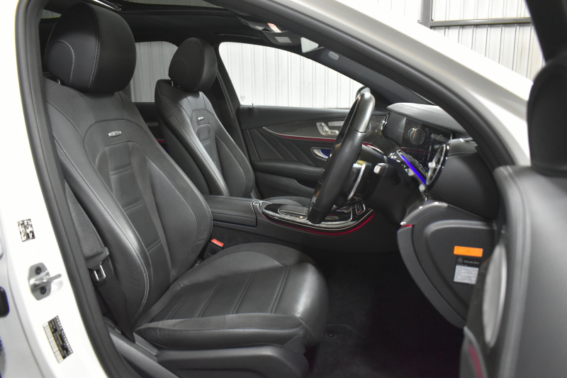 AMG Eクラス E53 4ﾏﾁｯｸ+ ｴｸｽｸﾙｰｼﾌﾞ ﾚｰﾀﾞｰｾｰﾌﾃｨP 後期型 3.0ﾘｯﾀｰ/435馬力 4WD ﾊﾟﾉﾗﾏｻﾝﾙｰﾌ ﾋｰﾀｰｸｰﾗｰ黒革 ﾃﾞｨｽﾄﾛ BSM Lﾁｪﾝｼﾞ AMGｴｱﾛ20AW ｷｰﾚｽGO PTS ﾌﾞﾙﾒｽﾀｰ HUD 電動ﾄﾗﾝｸ LEDﾍｯﾄﾞﾗｲﾄ 地ﾃﾞｼﾞﾅﾋﾞ 360ｶﾒﾗ 2年保証