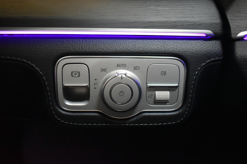 メルセデスベンツ GLE GLE450 4ﾏﾁｯｸ ｽﾎﾟｰﾂ ﾚｻﾞｰｴｸｽｸﾙｰｼﾌﾞﾚｰﾀﾞｰｾｰﾌﾃｨP 真珠色 ﾊﾟﾉﾗﾏｻﾝﾙｰﾌ ﾋｰﾀｰ&ｸｰﾗｰ黒革 ﾌﾞﾙﾒｽﾀｰS 367馬力 ﾃﾞｨｽﾄﾛ BSM Lﾁｪﾝｼﾞ AMGｴｱﾛ20AW ﾊﾟｰｸﾄﾛ HUD ﾌｯﾄｹﾞｰﾄ  MBUXﾅﾋﾞTV 360ｶﾒﾗ 2年保証