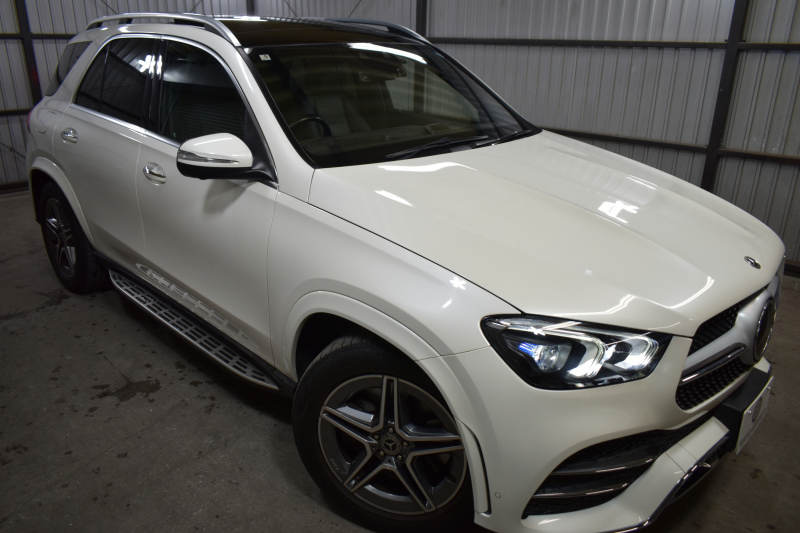 メルセデスベンツ GLE GLE450 4ﾏﾁｯｸ ｽﾎﾟｰﾂ ﾚｻﾞｰｴｸｽｸﾙｰｼﾌﾞﾚｰﾀﾞｰｾｰﾌﾃｨP 真珠色 ﾊﾟﾉﾗﾏｻﾝﾙｰﾌ ﾋｰﾀｰ&ｸｰﾗｰ黒革 ﾌﾞﾙﾒｽﾀｰS 367馬力 ﾃﾞｨｽﾄﾛ BSM Lﾁｪﾝｼﾞ AMGｴｱﾛ20AW ﾊﾟｰｸﾄﾛ HUD ﾌｯﾄｹﾞｰﾄ  MBUXﾅﾋﾞTV 360ｶﾒﾗ 2年保証