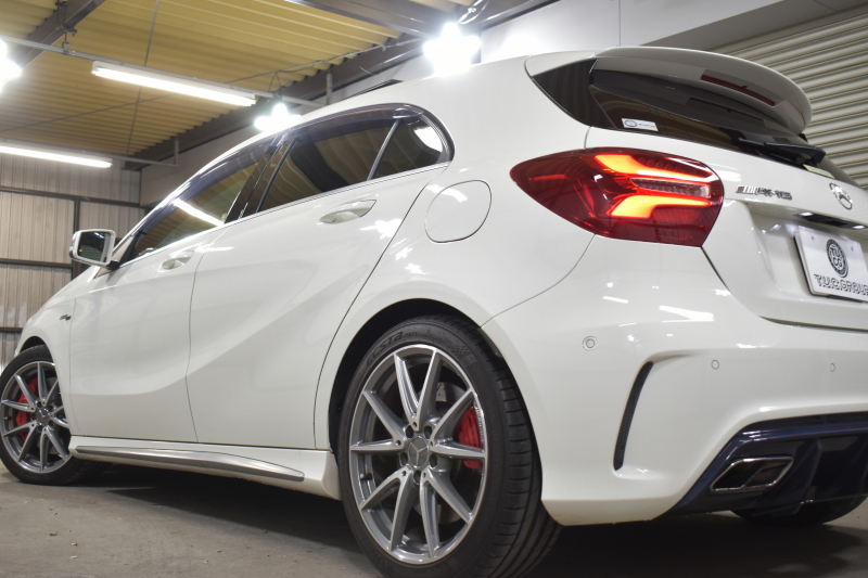 AMG Aクラス A45 4ﾏﾁｯｸ ﾚｰﾀﾞｰSP 後期型 381馬力 4WD AMG7速DCT ﾊﾟﾉﾗﾏｻﾝﾙｰﾌ ﾋｰﾀｰ黒革 ﾃﾞｨｽﾄﾛ Bｽﾎﾟｯﾄ Lｷｰﾌﾟ AMGｴｱﾛ18AW ｷｰﾚｽGO ﾊﾟｰｸﾄﾛ 8ｲﾝﾁﾓﾆﾀｰ 地ﾃﾞｼﾞHDDBﾅﾋﾞBｶﾒﾗ 2年保証