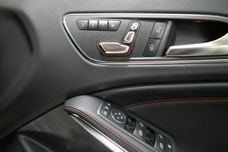 AMG Aクラス A45 4ﾏﾁｯｸ ﾚｰﾀﾞｰSP 後期型 381馬力 4WD AMG7速DCT ﾊﾟﾉﾗﾏｻﾝﾙｰﾌ ﾋｰﾀｰ黒革 ﾃﾞｨｽﾄﾛ Bｽﾎﾟｯﾄ Lｷｰﾌﾟ AMGｴｱﾛ18AW ｷｰﾚｽGO ﾊﾟｰｸﾄﾛ 8ｲﾝﾁﾓﾆﾀｰ 地ﾃﾞｼﾞHDDBﾅﾋﾞBｶﾒﾗ 2年保証