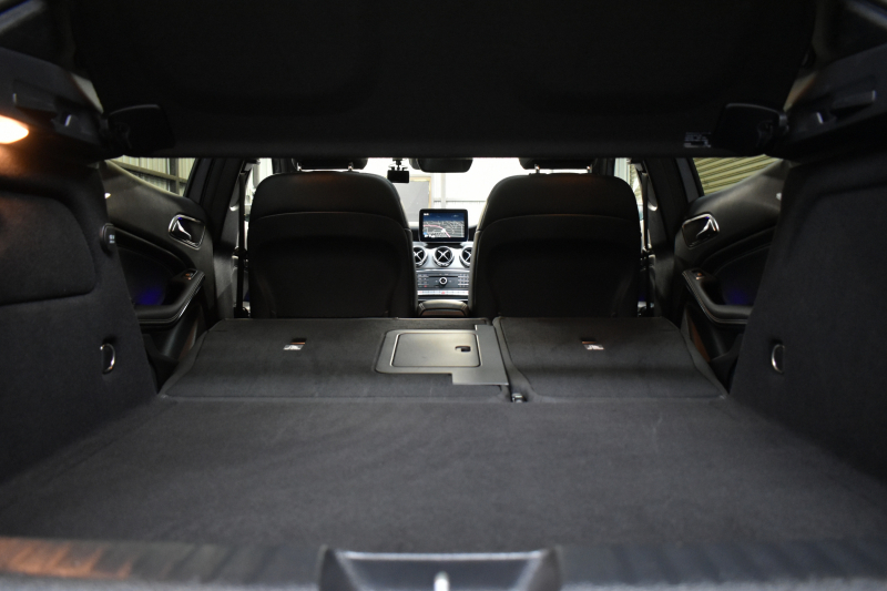 メルセデスベンツ GLA GLA220 4M ﾌﾟﾚﾐｱﾑP ﾚｰﾀﾞｰｾｰﾌﾃｨP 後期 4WD ﾊﾟﾉﾗﾏｻﾝﾙｰﾌ ﾊｰﾏﾝｶｰﾄﾞﾝｻｳﾝﾄﾞ ﾏﾙﾁｶﾗｰｱﾝﾋﾞｴﾝﾄ 革 ﾅﾋﾞTV ﾃﾞｨｽﾄﾛ ﾌﾞﾗｲﾝﾄﾞS ﾚｰﾝｷｰﾌﾟ ﾌｯﾄｹﾞｰﾄ ﾊﾞｯｸｶﾒﾗ ｷｰﾚｽｺﾞｰ 2年保証