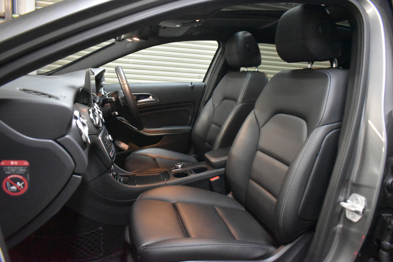 メルセデスベンツ GLA GLA220 4M ﾌﾟﾚﾐｱﾑP ﾚｰﾀﾞｰｾｰﾌﾃｨP 後期 4WD ﾊﾟﾉﾗﾏｻﾝﾙｰﾌ ﾊｰﾏﾝｶｰﾄﾞﾝｻｳﾝﾄﾞ ﾏﾙﾁｶﾗｰｱﾝﾋﾞｴﾝﾄ 革 ﾅﾋﾞTV ﾃﾞｨｽﾄﾛ ﾌﾞﾗｲﾝﾄﾞS ﾚｰﾝｷｰﾌﾟ ﾌｯﾄｹﾞｰﾄ ﾊﾞｯｸｶﾒﾗ ｷｰﾚｽｺﾞｰ 2年保証