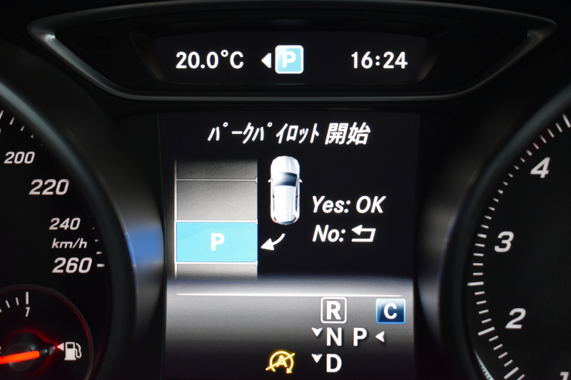 メルセデスベンツ GLA GLA220 4M ﾌﾟﾚﾐｱﾑP ﾚｰﾀﾞｰｾｰﾌﾃｨP 後期 4WD ﾊﾟﾉﾗﾏｻﾝﾙｰﾌ ﾊｰﾏﾝｶｰﾄﾞﾝｻｳﾝﾄﾞ ﾏﾙﾁｶﾗｰｱﾝﾋﾞｴﾝﾄ 革 ﾅﾋﾞTV ﾃﾞｨｽﾄﾛ ﾌﾞﾗｲﾝﾄﾞS ﾚｰﾝｷｰﾌﾟ ﾌｯﾄｹﾞｰﾄ ﾊﾞｯｸｶﾒﾗ ｷｰﾚｽｺﾞｰ 2年保証