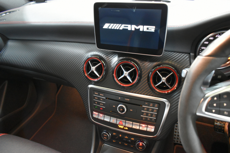 AMG Aクラス A45 4ﾏﾁｯｸ AMGｱﾄﾞﾊﾞﾝｽﾄﾞP ﾚｰﾀﾞｰSP 後期型 381馬力 4WD AMG7速DCT ﾊﾟﾉﾗﾏｻﾝﾙｰﾌ AMGﾊﾟﾌｫｰﾏﾝｽｼｰﾄ AMGﾄﾞﾗｲﾊﾞｰｽﾞP ﾃﾞｨｽﾄﾛ Bｽﾎﾟｯﾄ Lｷｰﾌﾟ ｷｰﾚｽGO ﾊﾟｰｸﾄﾛ 8ｲﾝﾁﾓﾆﾀｰ 地ﾃﾞｼﾞHDDBﾅﾋﾞBｶﾒﾗ 2年保証