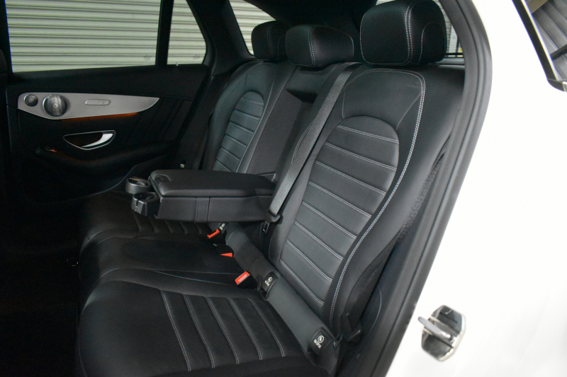 メルセデスベンツ GLC GLC220d 4MATIC ｽﾎﾟｰﾂ ﾚｰﾀﾞｰｾｰﾌﾃｨP AMGｽﾀｲﾘﾝｸﾞP 1ｵｰﾅｰ AMGｴｱﾛ19AW ｻｲﾄﾞﾗﾝﾆﾝｸﾞﾎﾞｰﾄﾞ ﾍｯﾄﾞｱｯﾌﾟD FRｼｰﾄﾋｰﾀｰ ﾌｯﾄｹﾞｰﾄ ﾃﾞｨｽﾄﾛ ﾌﾞﾗｲﾝﾄﾞｽﾎﾟｯﾄ ﾚｰﾝｷｰﾌﾟ ﾅﾋﾞTV 360ｶﾒﾗ ｷｰﾚｽｺﾞｰ 2年保証