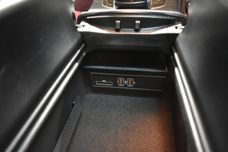 メルセデスベンツ Cクラス C300ｸｰﾍﾟ ｽﾎﾟｰﾂ ﾚｰﾀﾞｰｾｰﾌﾃｨP（受注生産) ﾋｰﾀｰ赤本革 ﾊﾟﾉﾗﾏｻﾝﾙｰﾌ ﾃﾞｨｽﾄﾛ ﾌﾞﾗｲﾝﾄﾞS Lｷｰﾌﾟ AMGｴｱﾛ19AW ｷｰﾚｽGo PTS LEDﾍｯﾄﾞﾗｲﾄ 地ﾃﾞｼﾞBｶﾒﾗ ﾏﾙﾁｱﾝﾋﾞｴﾝﾄ 2年保証