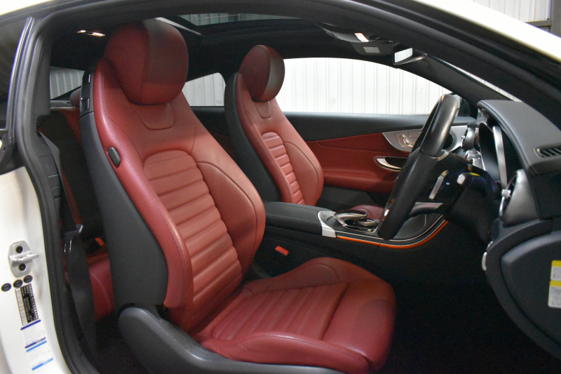 メルセデスベンツ Cクラス C300ｸｰﾍﾟ ｽﾎﾟｰﾂ ﾚｰﾀﾞｰｾｰﾌﾃｨP（受注生産) ﾋｰﾀｰ赤本革 ﾊﾟﾉﾗﾏｻﾝﾙｰﾌ ﾃﾞｨｽﾄﾛ ﾌﾞﾗｲﾝﾄﾞS Lｷｰﾌﾟ AMGｴｱﾛ19AW ｷｰﾚｽGo PTS LEDﾍｯﾄﾞﾗｲﾄ 地ﾃﾞｼﾞBｶﾒﾗ ﾏﾙﾁｱﾝﾋﾞｴﾝﾄ 2年保証