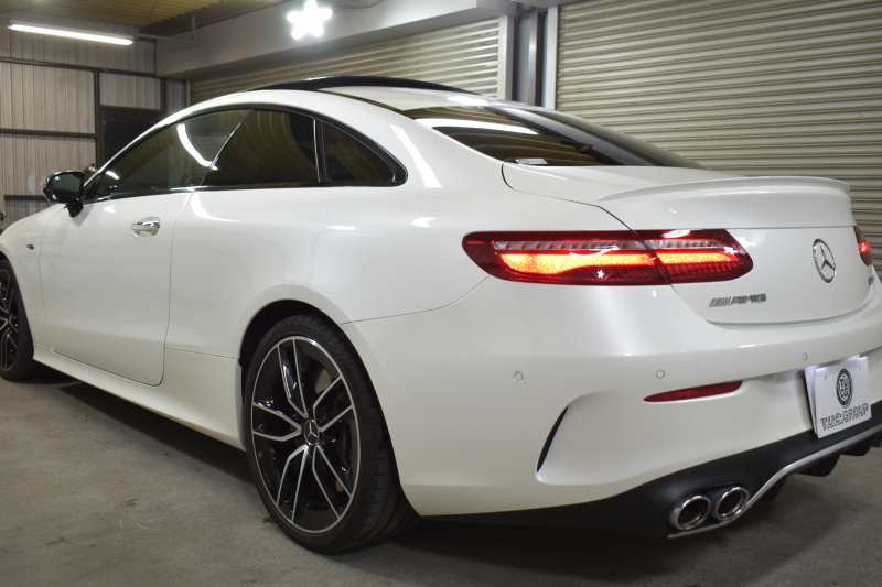 AMG Eクラス E53 4ﾏﾁｯｸ+ ｸｰﾍﾟISG搭載ﾓﾃﾞﾙ ｴｸｽｸﾙｰｼﾌﾞP ﾚｰﾀﾞｰｾｰﾌﾃｨP 真珠色 ﾊﾟﾉﾗﾏｻﾝﾙｰﾌ 革 ﾍﾞﾝﾁﾚｰﾀｰ ﾏｯｻｰｼﾞ ﾌﾞﾙﾒｽﾀｰS HUD ﾌｯﾄﾄﾗﾝｸ ｴｱﾛ20AW ﾃﾞｨｽﾄﾛ ﾌﾞﾗｲﾝﾄﾞS ﾚｰﾝｷｰﾌﾟ ﾅﾋﾞTV 360ｶﾒﾗ ｷｰﾚｽｺﾞｰ 2年保証