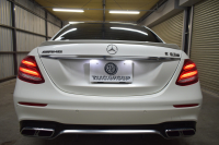 AMG Eクラス E63 S 4M+ ｴｸｽｸﾙｰｼﾌﾞ ﾚｰﾀﾞｰSP 右H 612馬力 ｴｸｽｸﾙｰｼﾌﾞP MEｺﾈｸﾄ ﾊﾟﾉﾗﾏSR ﾋｰﾀｰｸｰﾗｰ黒革 ﾃﾞｨｽﾄﾛ BSM Lﾁｪﾝｼﾞ AMGｴｱﾛ20AW ｷｰGo PTS ﾌｯﾄﾄﾗﾝｸ HUD ﾌﾞﾙﾒS 地ﾃﾞｼﾞ360ｶﾒﾗ 2年保証