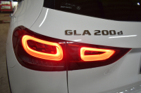 メルセデスベンツ GLA GLA200d 4ﾏﾁｯｸ AMGﾗｲﾝ/AMGﾚｻﾞｰｴｸｽｸﾙｰｼﾌﾞP/ﾚｰﾀﾞｰSP 燃費16.5 ﾃﾞｨｰｾﾞﾙTB ﾊﾟﾉﾗﾏｻﾝR ﾋｰﾀｰ付赤黒革ｼｰﾄ ﾃﾞｨｽﾄﾛ BSM Lﾁｪﾝｼﾞ AMGｴｱﾛ19AW ｷｰﾚｽGO PTS ﾌｯﾄﾄﾗﾝｸ 対話式ﾅﾋﾞ 360ｶﾒﾗ 2年保証