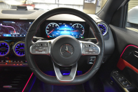 メルセデスベンツ GLA GLA200d 4ﾏﾁｯｸ AMGﾗｲﾝ/AMGﾚｻﾞｰｴｸｽｸﾙｰｼﾌﾞP/ﾚｰﾀﾞｰSP 燃費16.5 ﾃﾞｨｰｾﾞﾙTB ﾊﾟﾉﾗﾏｻﾝR ﾋｰﾀｰ付赤黒革ｼｰﾄ ﾃﾞｨｽﾄﾛ BSM Lﾁｪﾝｼﾞ AMGｴｱﾛ19AW ｷｰﾚｽGO PTS ﾌｯﾄﾄﾗﾝｸ 対話式ﾅﾋﾞ 360ｶﾒﾗ 2年保証