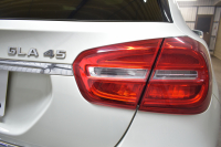 AMG GLA GLA45 4ﾏﾁｯｸ ﾚｰﾀﾞｰｾｰﾌﾃｨP 高出力ｴﾝｼﾞﾝ360馬力 ﾊﾟﾉﾗﾏｻﾝﾙｰﾌ ﾋｰﾀｰ黒革 ﾃﾞｨｽﾄﾛﾆｯｸﾌﾟﾗｽ ﾌﾞﾗｲﾝｯﾄﾞｽﾎﾟｯﾄ ﾚｰﾝｷｰﾌﾟ AMGｴｱﾛ19AW ｷｰﾚｽGO ﾊﾟｰｸﾄﾛﾆｯｸ 地デジBｶﾒﾗ 2年保証