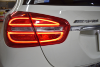 AMG GLA GLA45 4ﾏﾁｯｸ ﾚｰﾀﾞｰｾｰﾌﾃｨP 高出力ｴﾝｼﾞﾝ360馬力 ﾊﾟﾉﾗﾏｻﾝﾙｰﾌ ﾋｰﾀｰ黒革 ﾃﾞｨｽﾄﾛﾆｯｸﾌﾟﾗｽ ﾌﾞﾗｲﾝｯﾄﾞｽﾎﾟｯﾄ ﾚｰﾝｷｰﾌﾟ AMGｴｱﾛ19AW ｷｰﾚｽGO ﾊﾟｰｸﾄﾛﾆｯｸ 地デジBｶﾒﾗ 2年保証