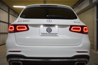 メルセデスベンツ GLC GLC220d 4ﾏﾁｯｸ AMGﾗｲﾝ ﾚｰﾀﾞｰｾｰﾌﾃｨP 後期型 1ｵｰﾅｰ ﾊﾟﾉﾗﾏｻﾝﾙｰﾌ AMGｴｱﾛ19AW ﾃﾞｨｽﾄﾛﾆｯｸ ﾌﾞﾗｲﾝﾄﾞｽﾎﾟｯﾄ ﾚｰﾝｷｰﾌﾟ ﾊｰﾌﾚｻﾞｰ MBUXﾅﾋﾞTV 360ｶﾒﾗ ｷｰﾚｽGO ﾌｯﾄｹﾞｰﾄ 2年保証