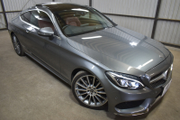 メルセデスベンツ Cクラス C180ｸｰﾍﾟ ｽﾎﾟｰﾂ+ ﾚｻﾞｰｴｸｽｸﾙｰｼﾌﾞ ﾚｰﾀﾞｰｾｰﾌﾃｨP 燃費14.9km ﾊﾟﾉﾗﾏｻﾝﾙｰﾌ ﾋｰﾀｰ赤本革 ACC BSM Lｷｰﾌﾟ AMGｴｱﾛ19AW ｷｰﾚｽGo ﾊﾟｰｸﾄﾛ LEDﾍｯﾄﾞﾗｲﾄ ｴｱﾊﾞﾗﾝｽ 地ﾃﾞｼﾞﾅﾋﾞ Bｶﾒﾗ 2年保証